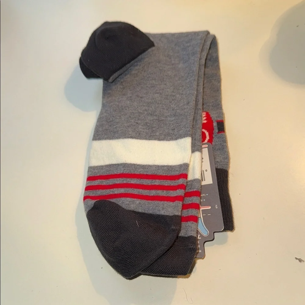 Blue Q Men’s Gray 'Certified Pain in the Ass' Crew Socks